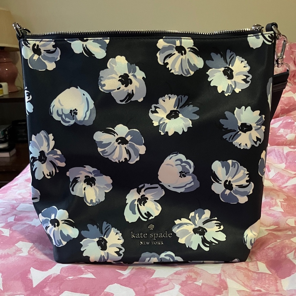 Kate Spade navy blue and White Floral Shoulder Bag